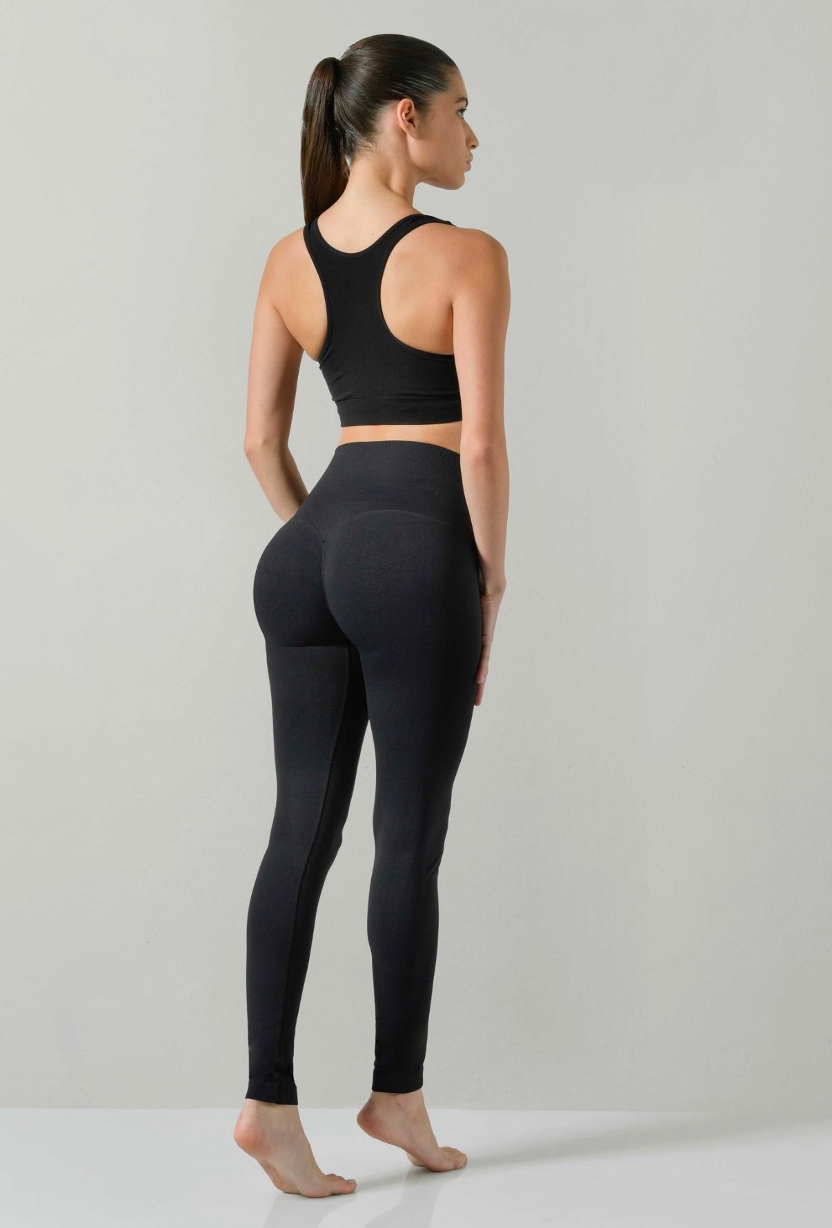 692-LEGGING SCULP